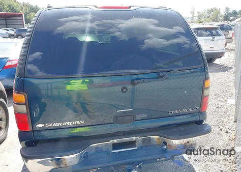 2005 Chevrolet Suburban 1500 Ls из США, поврежденный, VIN 3GNFK16Z05G160857